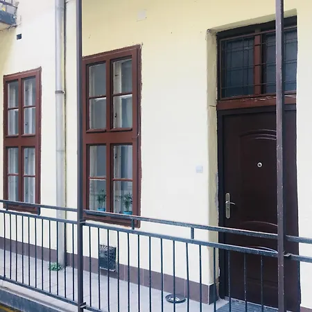 Tkr- Homes * Budapest